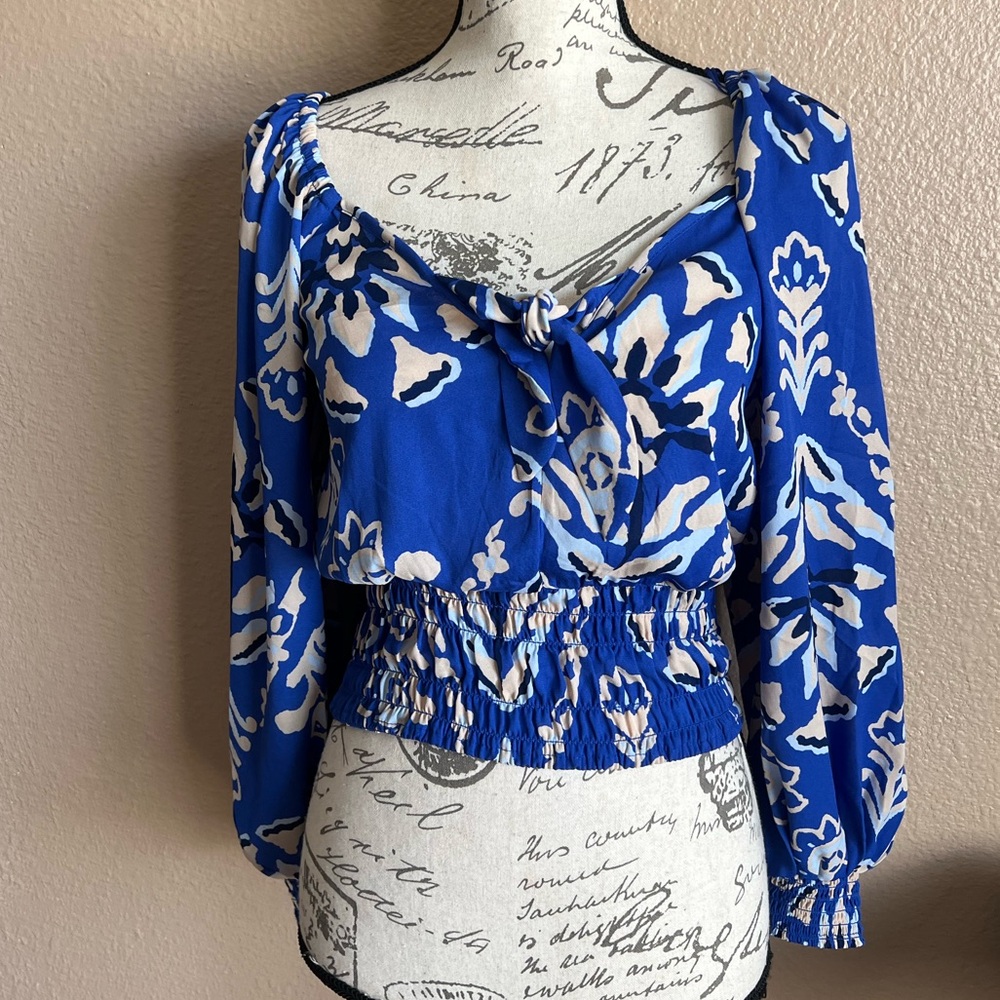 Sienna Sky Women's Cropped Top Long Sleeve Keyhole Neck/Bow Floral Off Shoulder